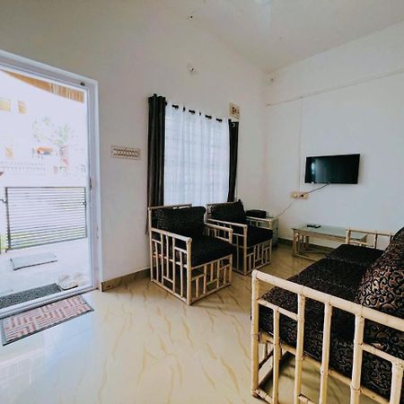 Hegde Residency Chikmagalūr Exterior foto